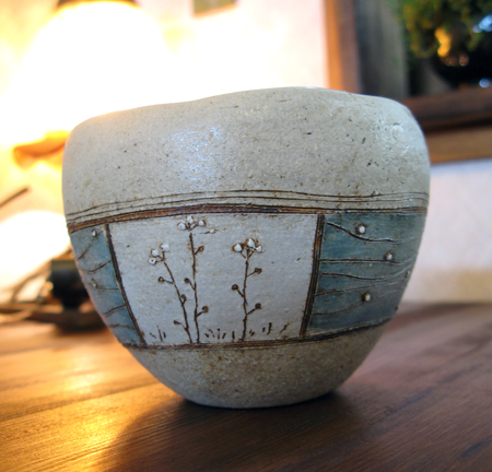 「土の家」さんの作る手の凝った日練の器